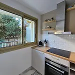 Centre De *