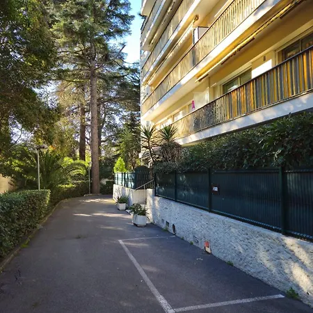 Διαμέρισμα Centre De *